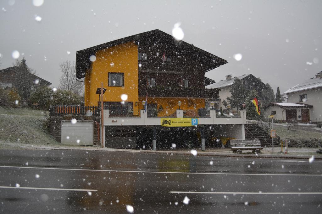 Guesthouse Mountain View Grosskirchheim Bagian luar foto